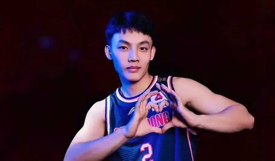 高开高走,徐杰为何能在cba实现开挂人生?广东队的特殊培养功不可没