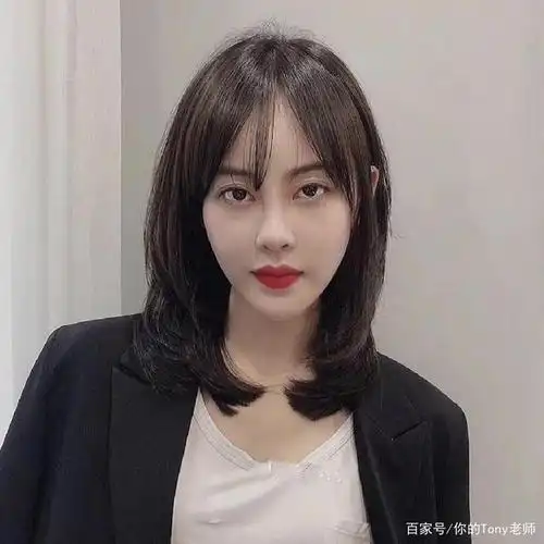 五月适合剪头发,24款时尚减龄发型,谁剪都漂亮