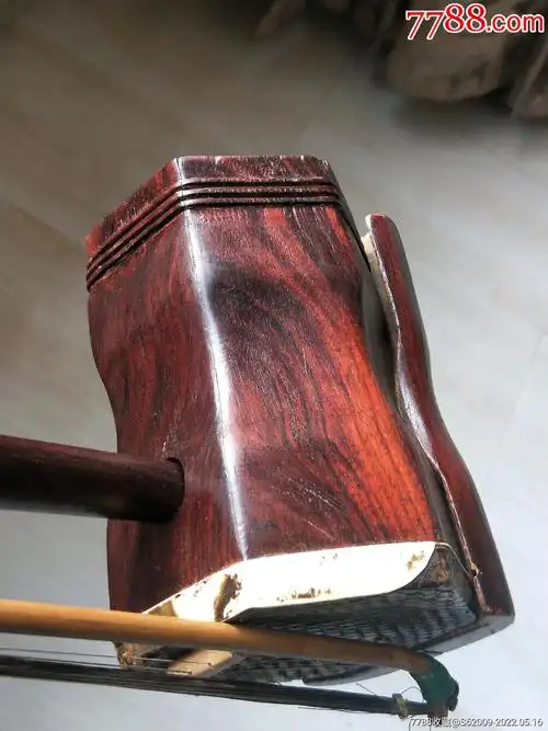 建国初好品大红酸枝木老二胡