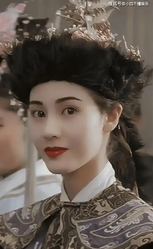 李嘉欣当年颜值有多能打, 是各路富豪争夺的"猎物",当年风头无出其右