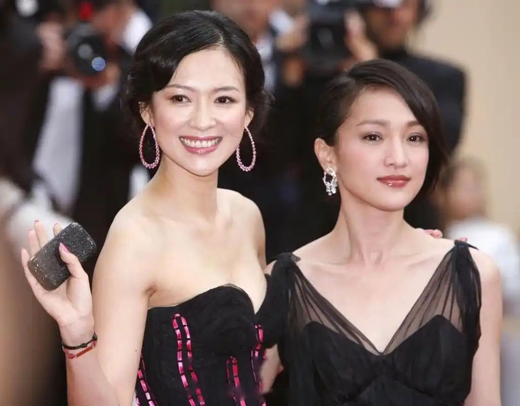 当年章子怡周迅同框,两个人都好美啊,你们觉得谁比较抗老?