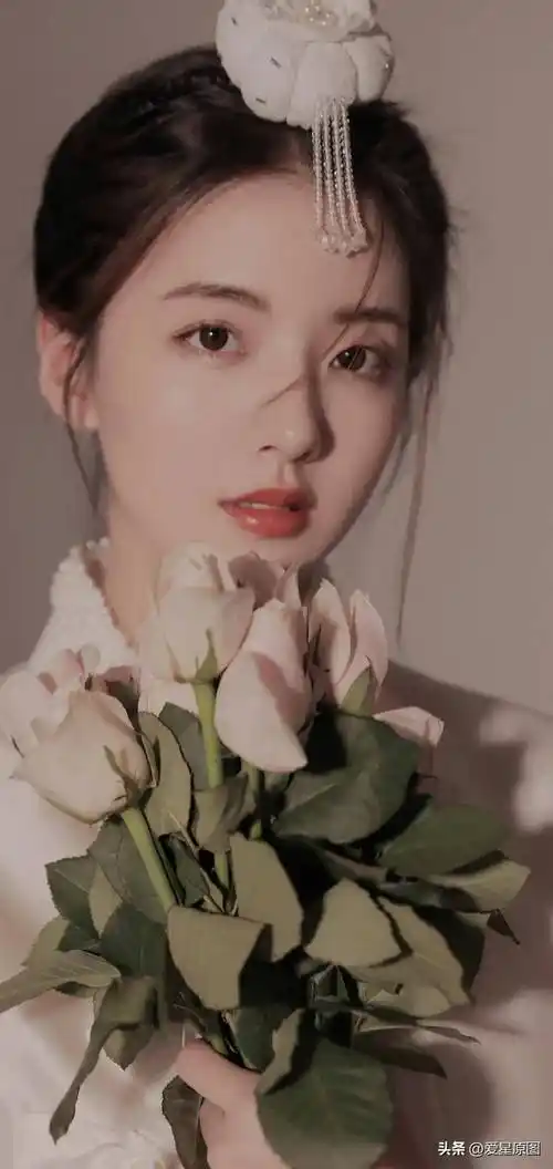 美女校花-何子怡全图写真合集