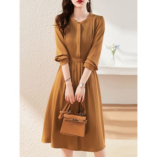 新款女装气质女神范连衣裙子女士春秋冬季 卡其色今年流行别致漂亮