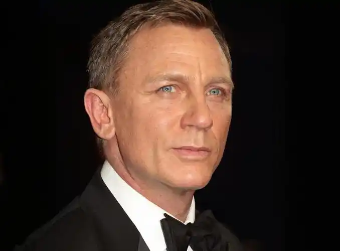 丹尼尔·克雷格(英国男演员))_石塘网
