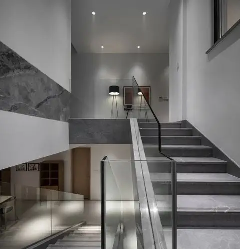 现代别墅楼梯实景图片功能区现代简约功能区设计图片赏析