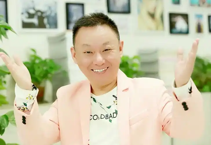 回顾邵峰我这辈子最正确的决定就是不离不弃为妻子治病23年