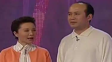 蔡明:从"小品女王"到被喊"滚出春晚",她究竟经历了什么