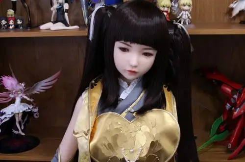 玩家装扮堪称苍手办真人版的硅胶叽萝