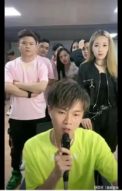 目前各大网红都在寻求新的出路|枫枫|小六|老表|许华升_网易订阅