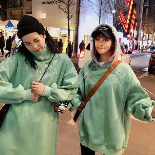 连帽套头卫衣女2018秋冬新款慵懒风中长款过膝加绒加厚闺蜜装优惠券