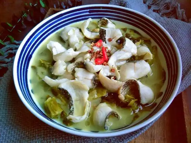 酸菜鱼最简单做法( 最简单的酸菜鱼做法 )