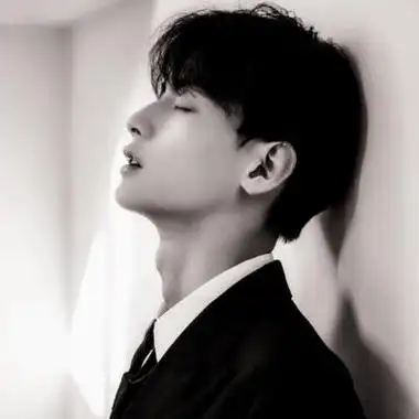 侧脸男生头像忧伤 男生头像图片大全 -【爱个性】