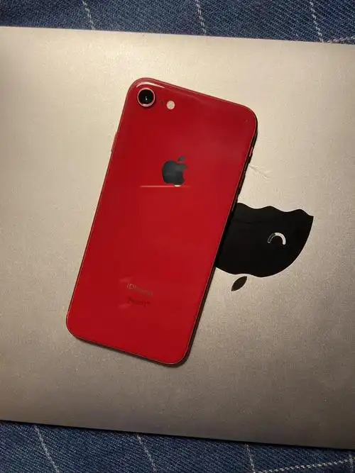 苹果8红色特别款 64g