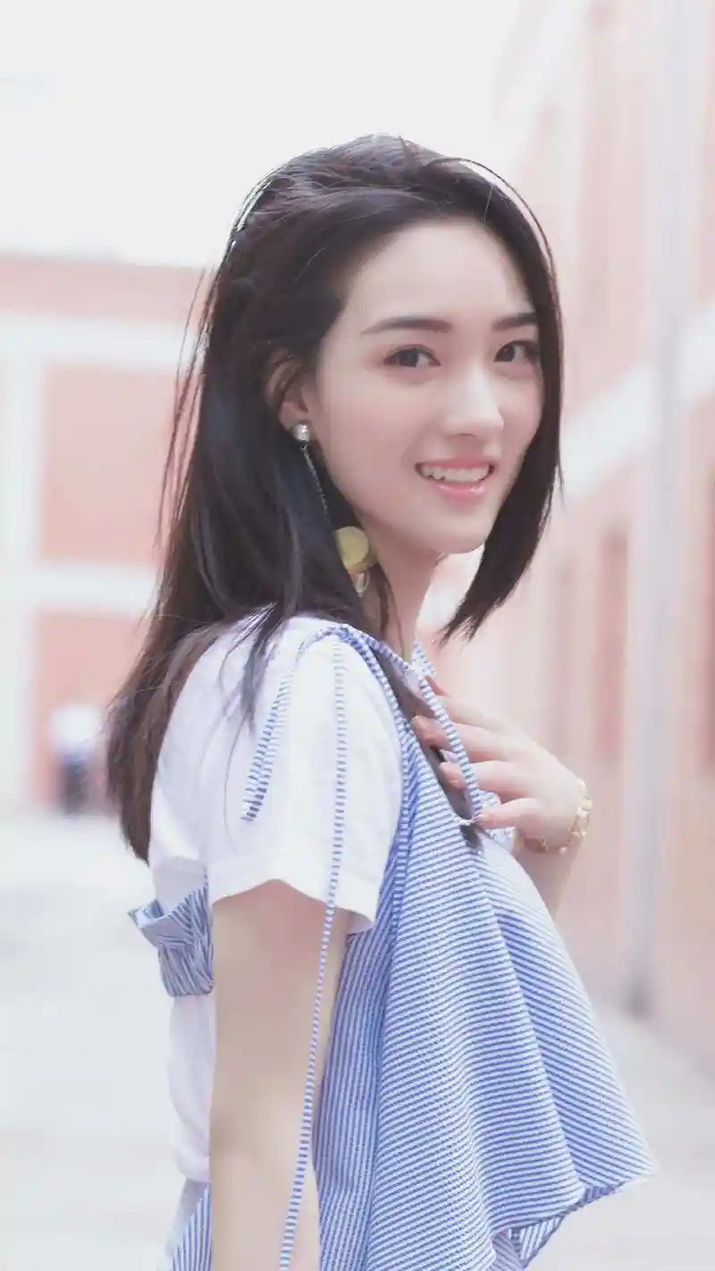 成立了自己的个人工作室,然后后脚前ace赵嘉敏可能又要回归组合了