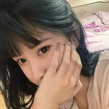 漂亮小姐姐自拍头像,女生头像图片-回车桌面