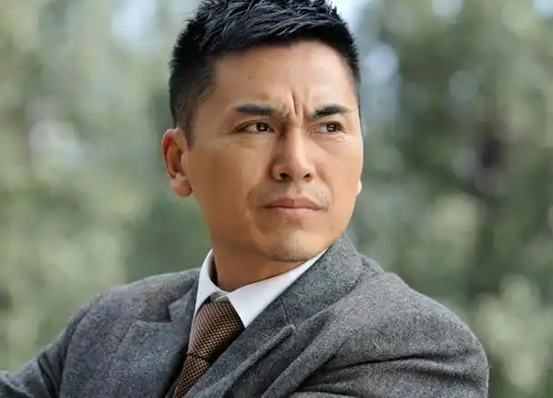 长得五大三粗,偏有"个千娇百媚"的名字,这些演员真会"骗人"