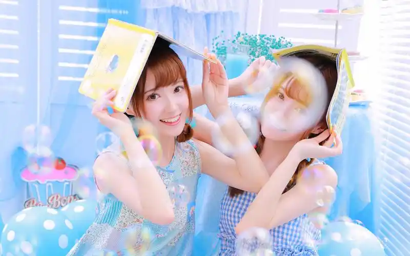 可爱闺蜜清新唯美写真图片高清桌面壁纸