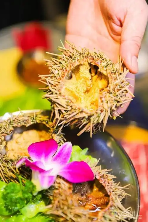 特色海鲜烤肉 ⊙海胆⊙  谁能拒绝海胆的魅力?反正我不能哈哈哈!