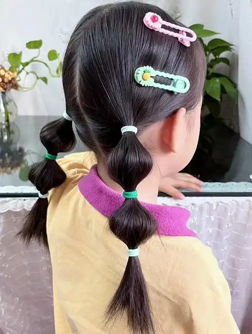 女儿上学两分钟扎好的灯笼马尾,明天给女儿安排