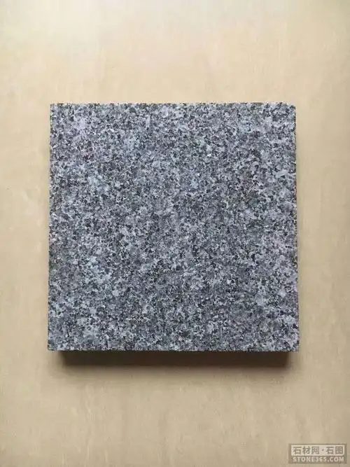 广西654石材新矿芝麻黑地铺石