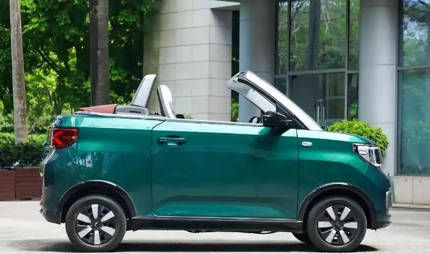 五菱宏光敞篷跑车价格(五菱宏光敞篷跑车多少钱)