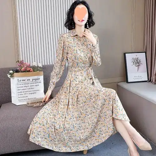 春秋雪纺连衣裙长袖2022新款时尚大码长款收腰显瘦方领碎花衬衫裙