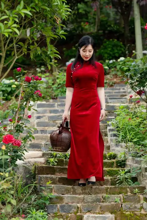 凤凰山庄 旗袍与玫瑰 - 美篇