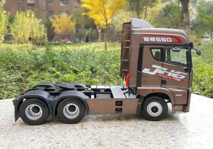 1:24一汽解放jh6卡车模型拖头非j6 j7牵引车卡限量版模型 解放jh6箱柜