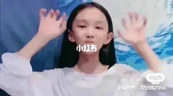 宋小睿丑照2
