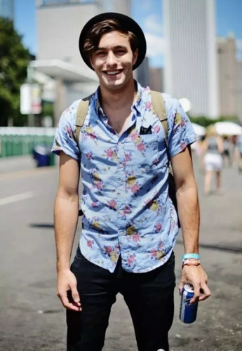 男生夏天穿衣搭配 2020潮男穿搭技巧