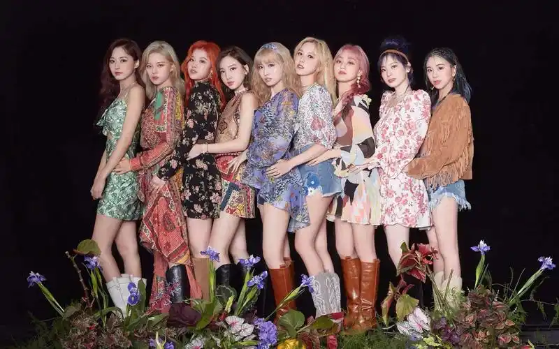 【4k画质】twice新专mv《more & more》(20.6.1)