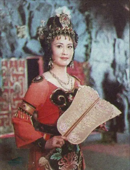 西游记铁扇公主为何扇子不是铁的?她曾用铁扇大闹天宫无神可敌!