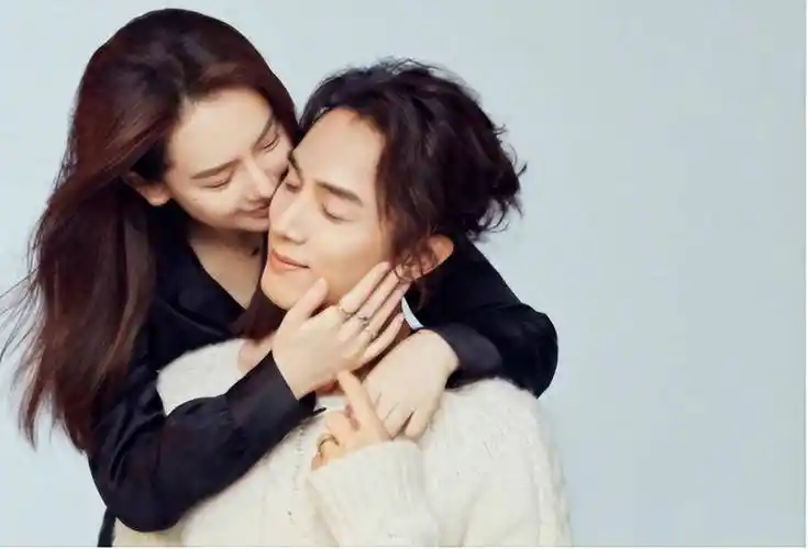 有一种"反噬"叫戚薇和李承铉,结婚8年,如今善恶报应都应验了