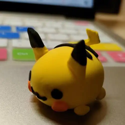 粘土   对不起皮卡丘 捏的好像一只猪