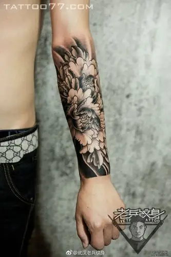 纹身图案大全          1 喜欢         浏览           半臂黑