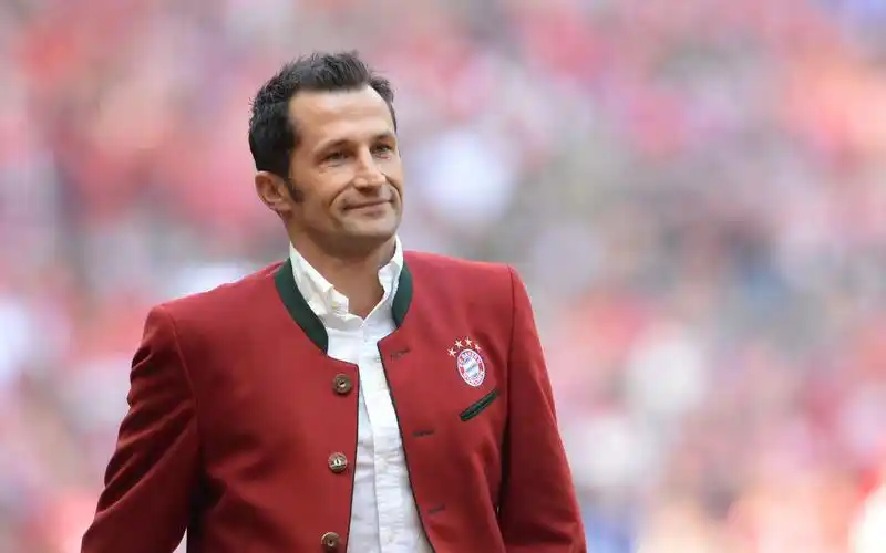 【拜仁官网】萨利哈米季奇44岁生日前夕 拜仁慕尼黑