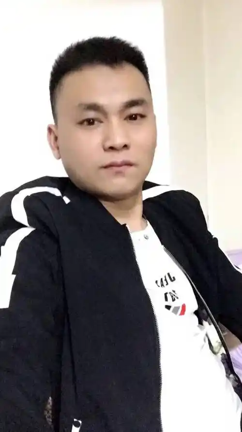 36岁离异男征婚照片(id:2770214)_上海上海征婚交友_我主良缘网