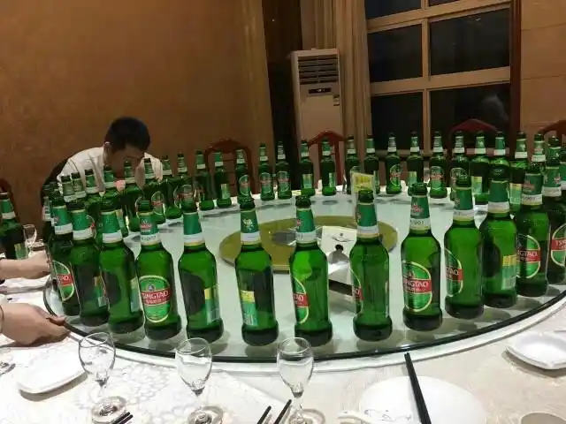 见过山东人是怎么喝啤酒的吗