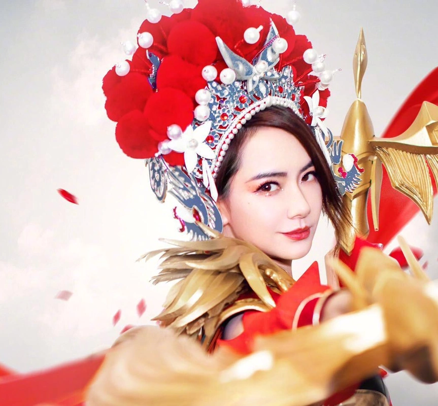 戚薇大胆cos虞姬,性感美艳还原角色,只是为了讨喜他?