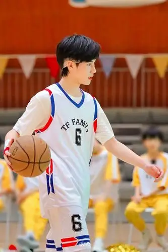 太想张真源了一起进来编故事