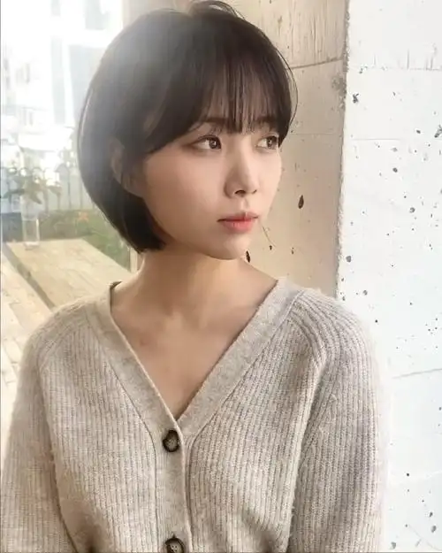 蔡琴发型图片短发_小红书