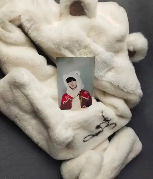 苏新皓签名同款毛绒帽子赠签名照.