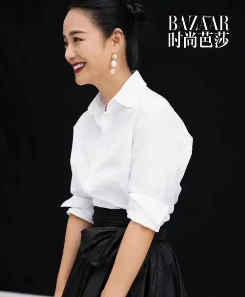 周韵时尚芭莎11月刊封面大片曝光东方韵味十足