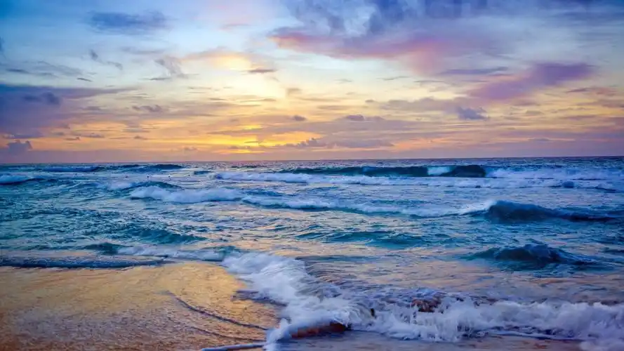 波涛汹涌的大海图片壁纸(4/10)