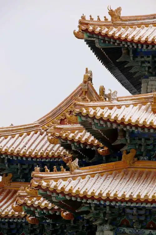 故宫赏雪~琉璃屋顶