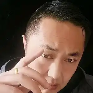 疯狂小丑70后(剪映制作)头像