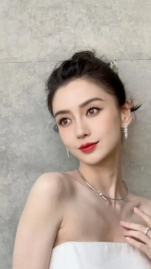 angelababy超话今日份的美貌 1感谢发型师朱子曰老师的素材赞助