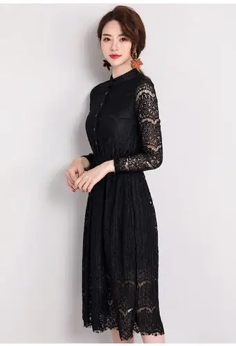黑色蕾丝镂空时尚连衣裙