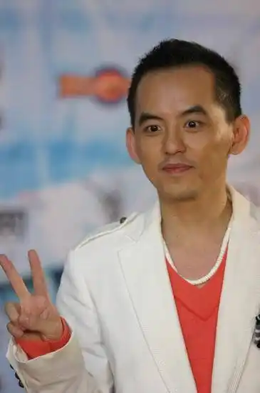 图文:黄子佼古灵精怪后台谈天