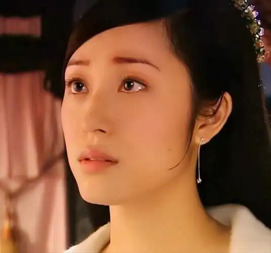 《水月洞天》尹天雪敢爱敢恨冰雪美人,港姐陈法蓉至今未嫁